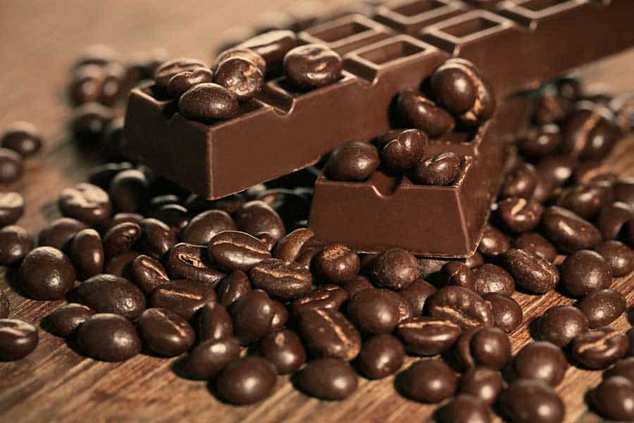 Caffeine in Chocolate-Covered Espresso Beans: The Ingredients