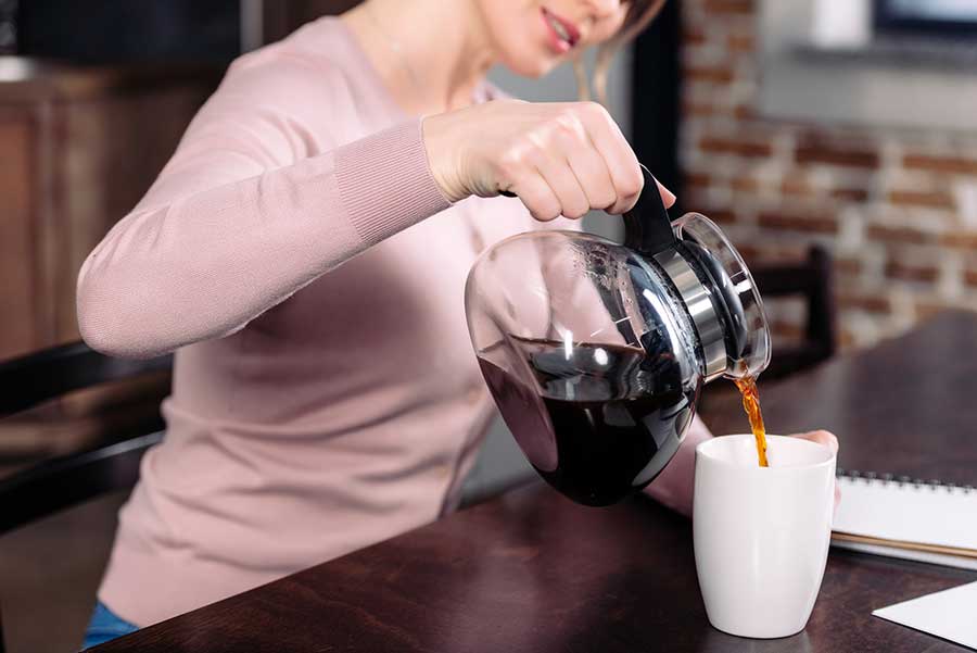 Espresso Machine vs Coffee Maker: What’s the Difference?